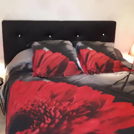 Charmante Fermette Avec Jardin, Animaux Acceptes - Fr-1-489-87 度假居 *