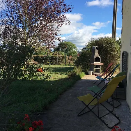 펜션 Charmante Fermette Avec Jardin, Animaux Acceptes - Fr-1-489-87 Bourbon-lʼArchambault